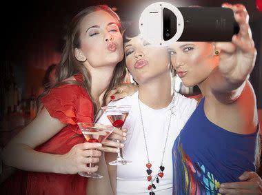 KAVE phone clip selfie ring light - Dimmable LED - KAVE